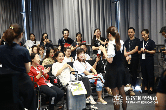 珠江鋼琴教育2019中國(guó)(上海)國(guó)際樂(lè)器展(圖13) 云圖片