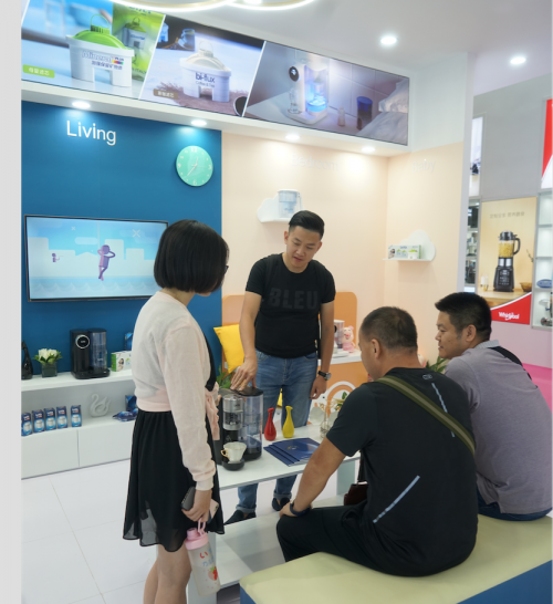 深圳禮品展眾星云集 凈飲機(jī)又成鎮(zhèn)場神器